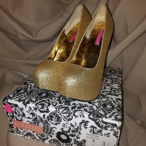 Pleaser Bordello Concealed Plaform Pumps